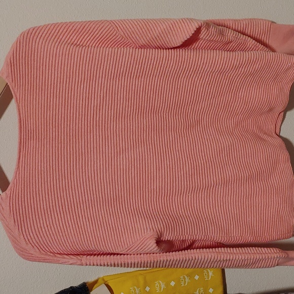 Women sweater in good condition - Picture 5 of 5